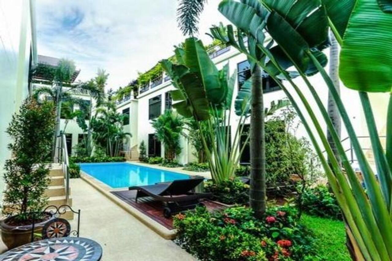 Palm Oasis Apartment *