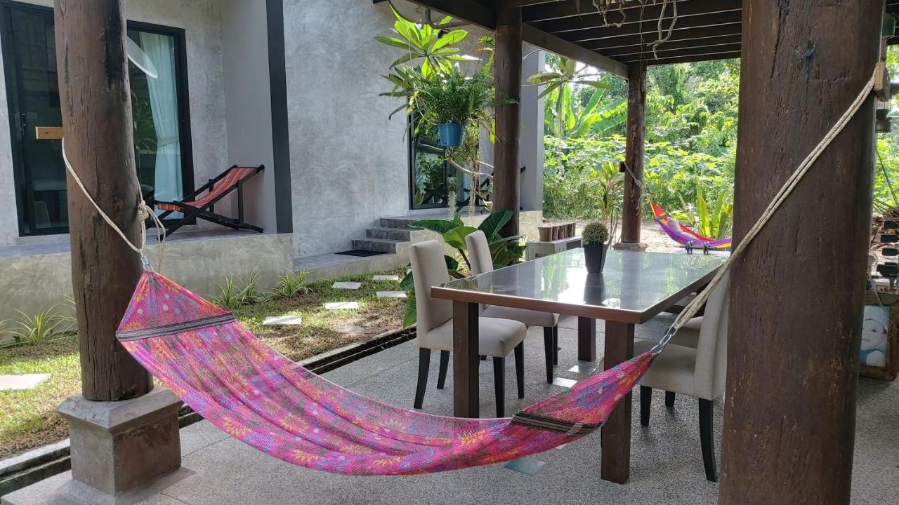 Guest house Marin' S *