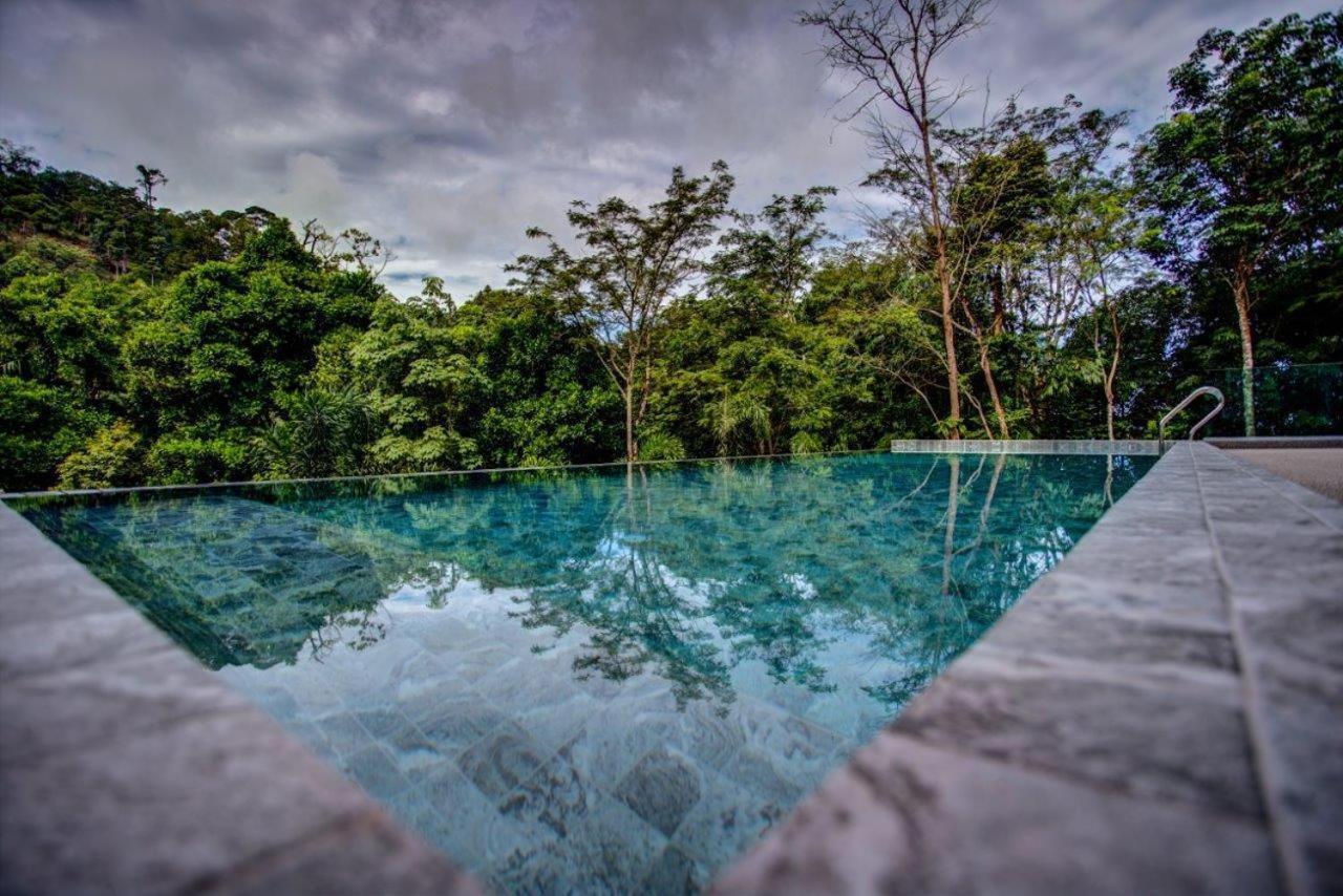 L'eden Phuket 3* Strand Kamala