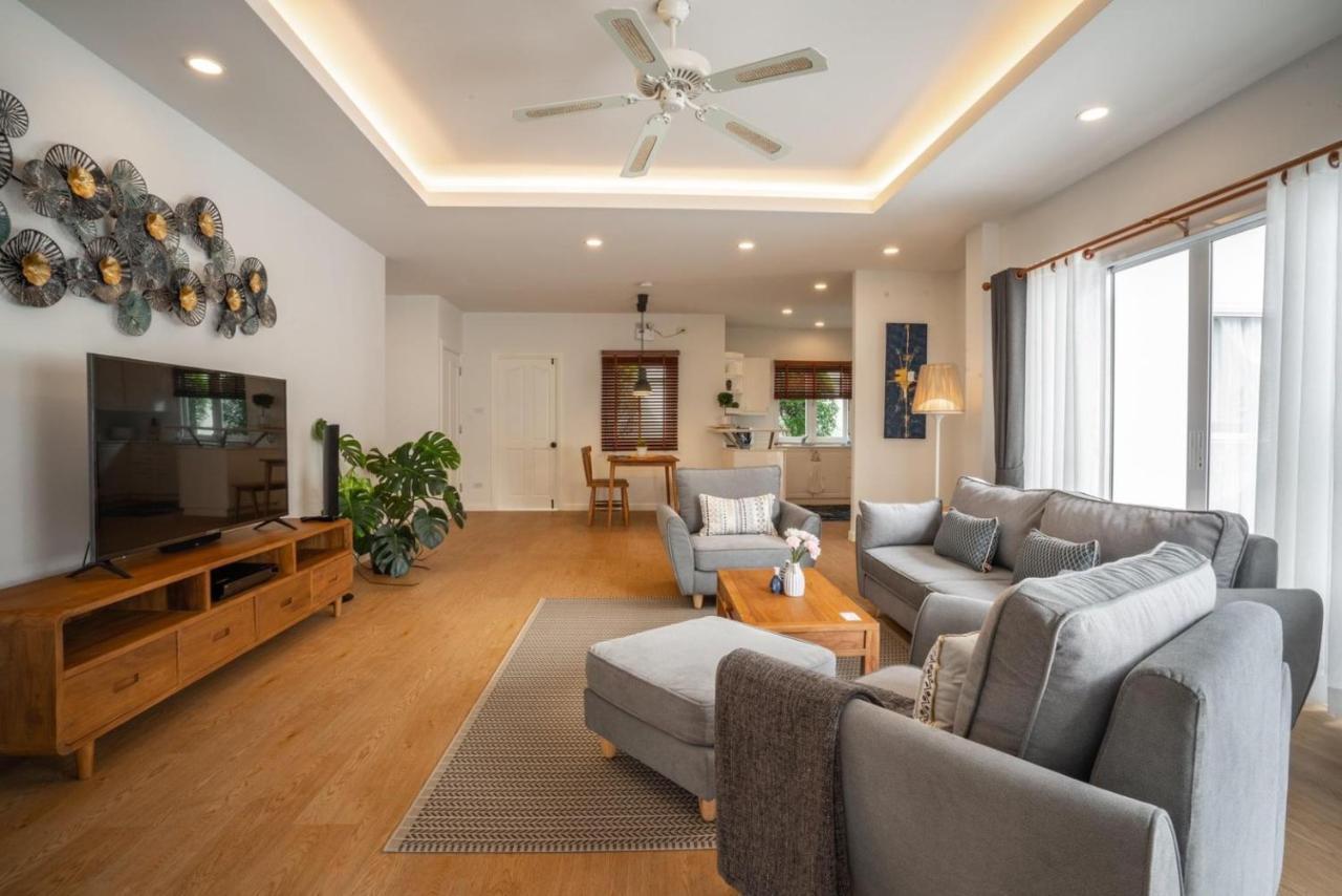 Tamarind Phuket Villa