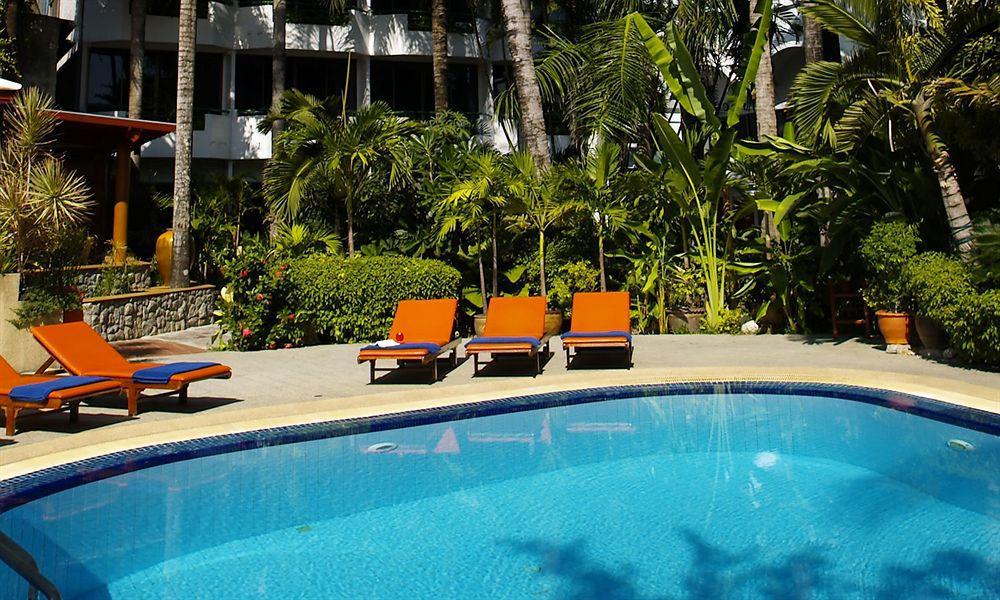 Hotel Safari Patong