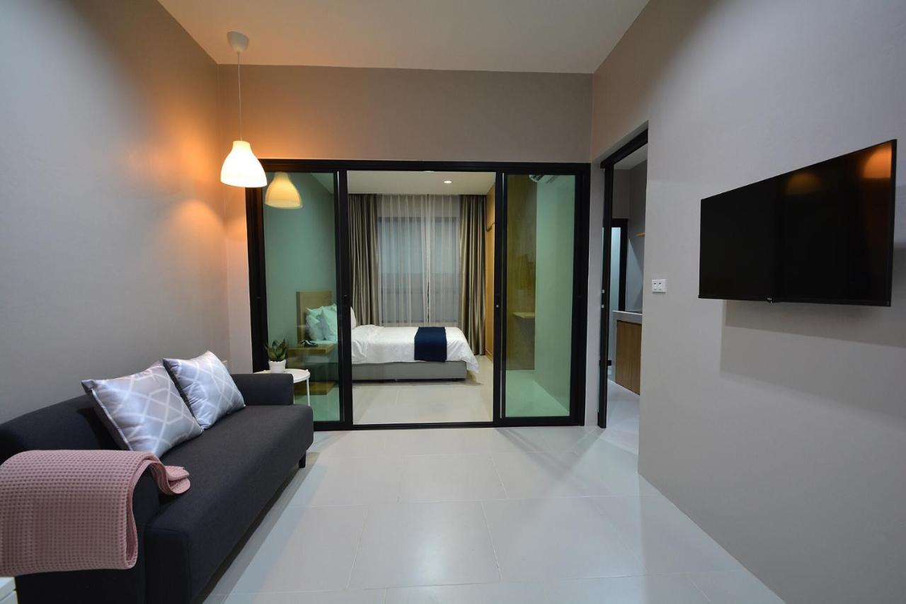 The Grey House Palai Phuket Apartment