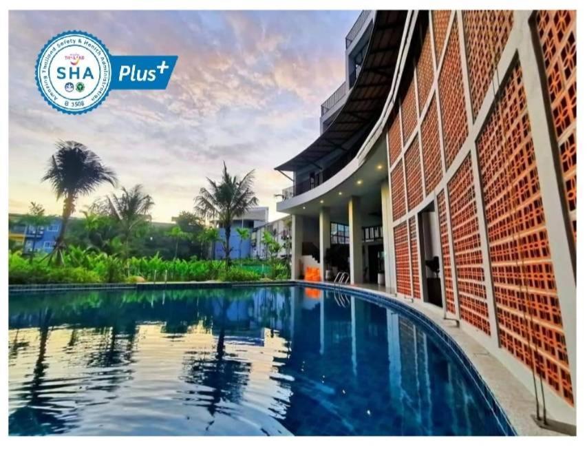 Hotel Atom Phuket -sha Nai Yang Beach