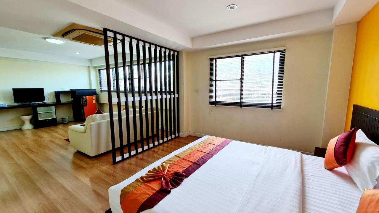 Tp House At Town Casa de hóspedes Phuket
