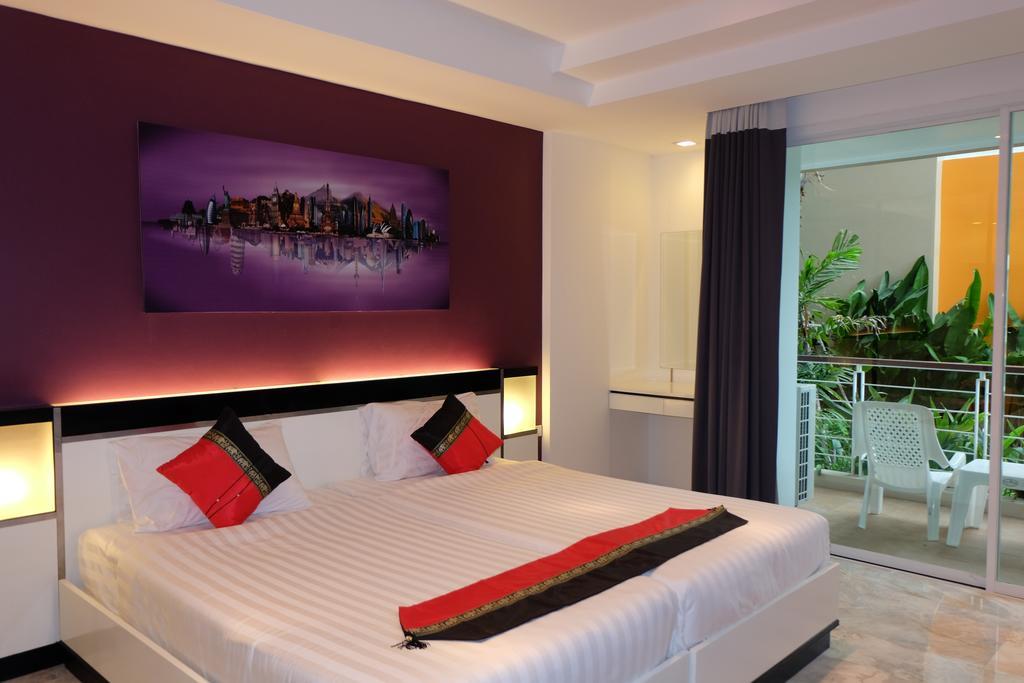 Aparthotel Phuket Seaview Resotel