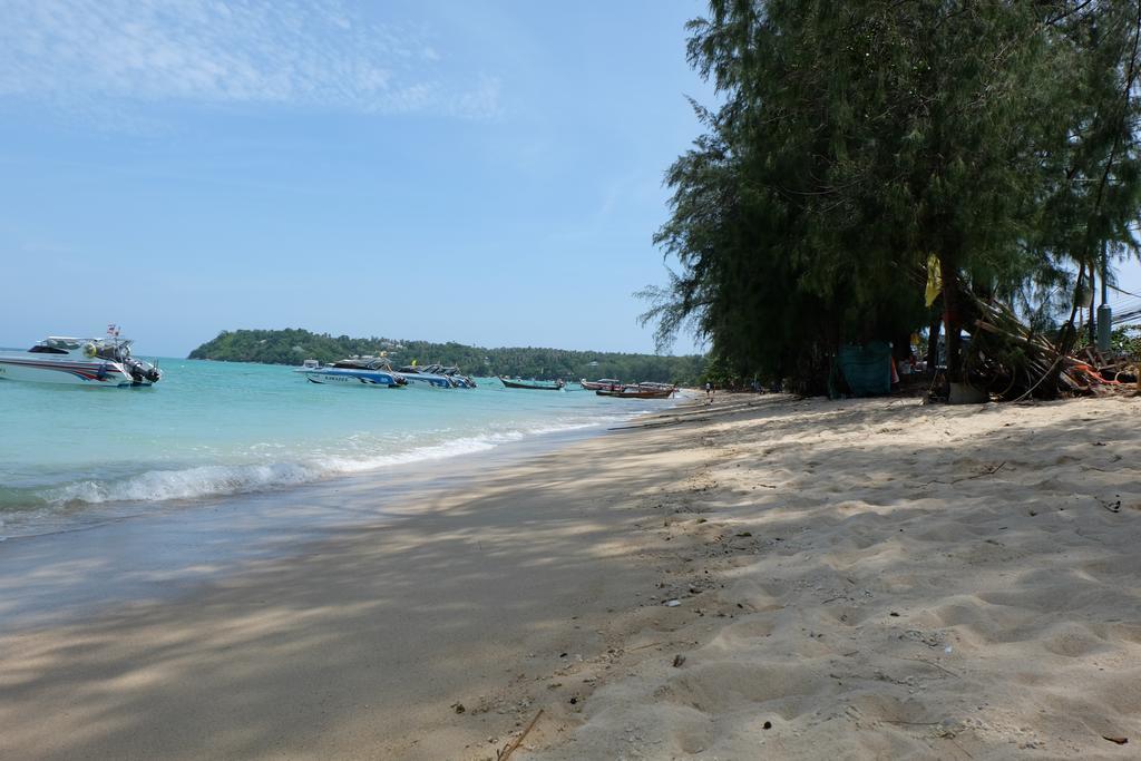 Phuket Seaview Resotel 4*