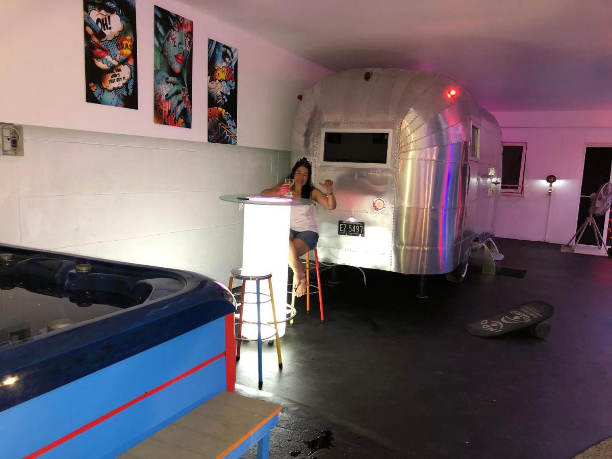 Gallery Pool Vakantiehuis *