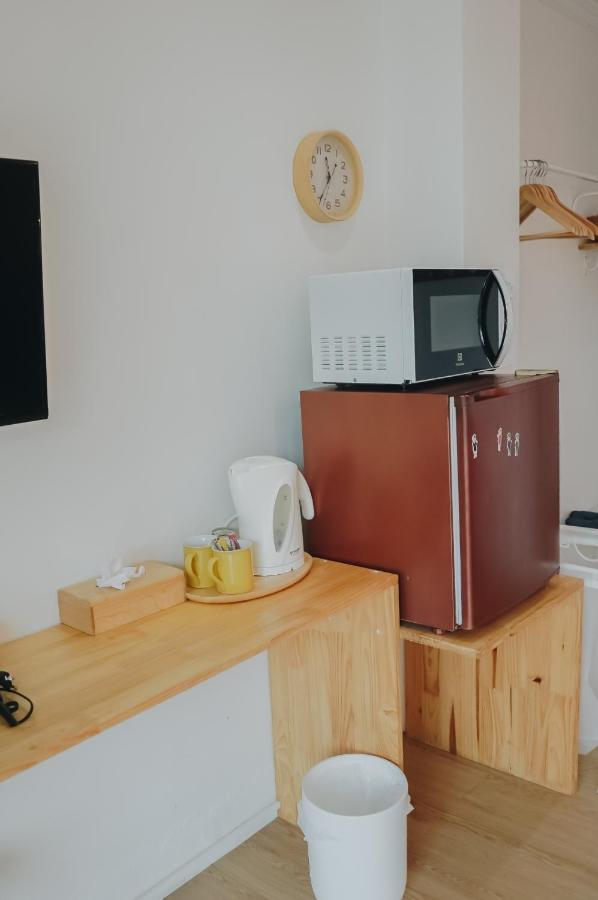 Thira House Guest house