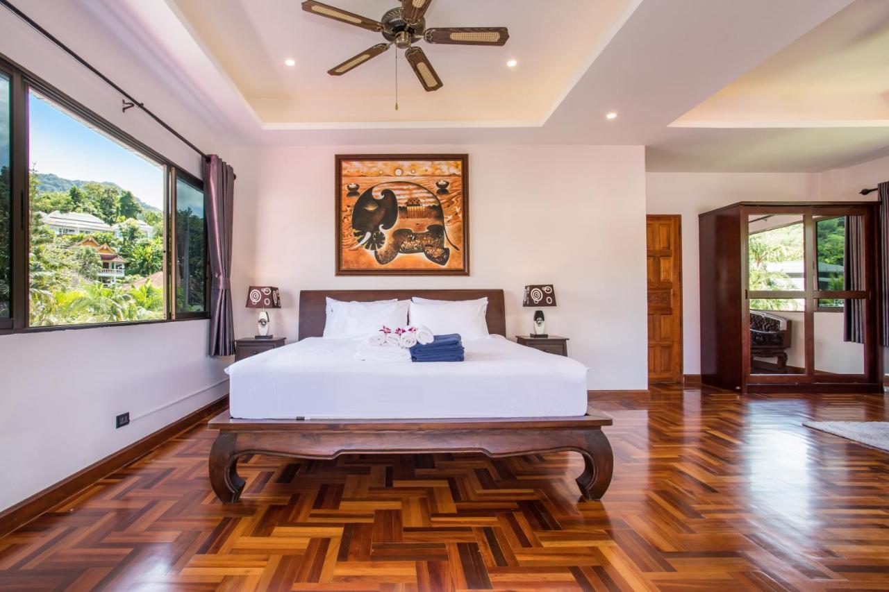 Villa Holidays - Oxygen Pool, Sauna, Billard, Gym! 2-storey Tropical Havana N