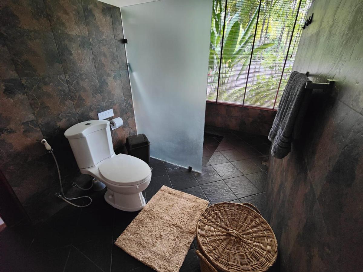 Sea Breeze Villa *