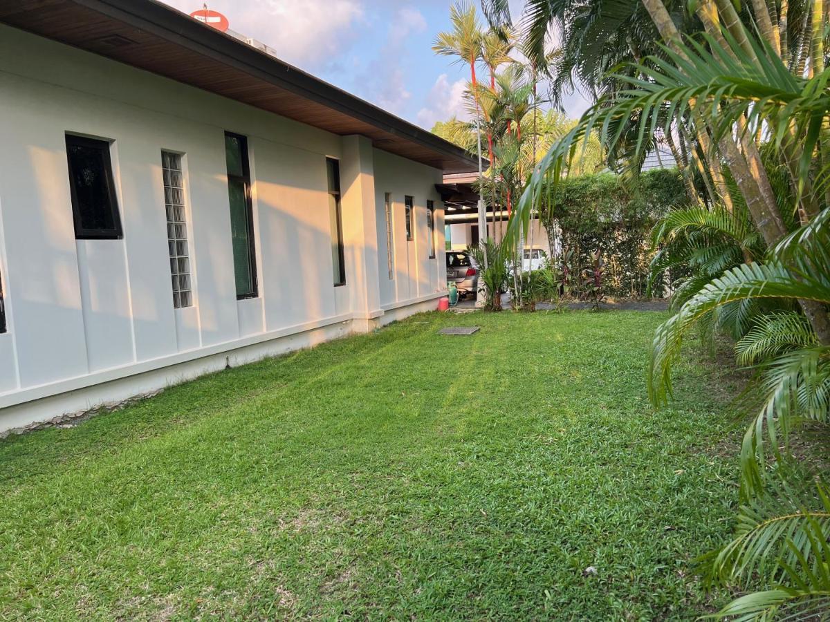 Tropical 3Br Holiday Villa With Pool, Bbq, And Shaded Patio Within Walking Distance To Bang Tao Beach *