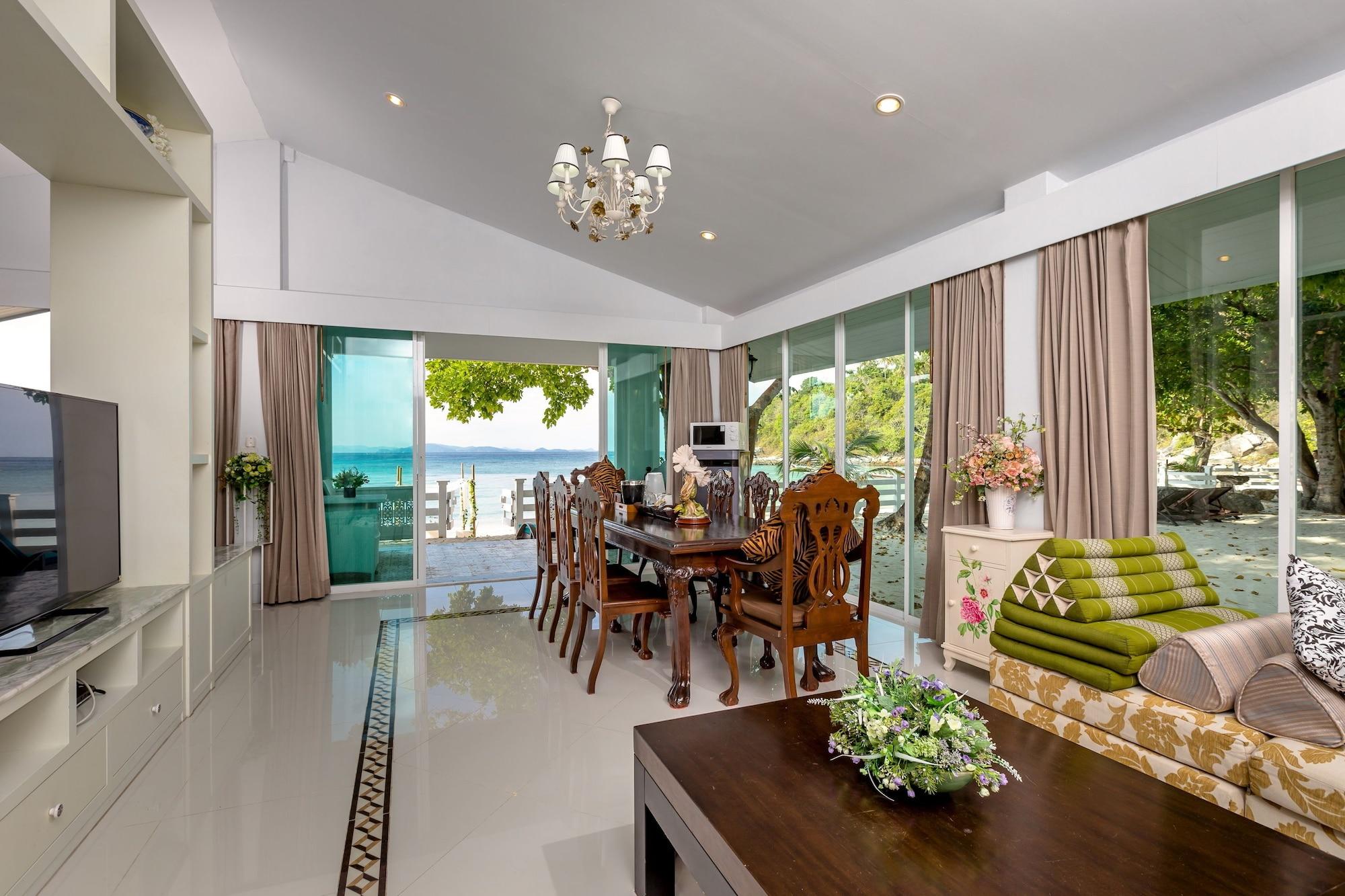 Racha Island Hotel 3*