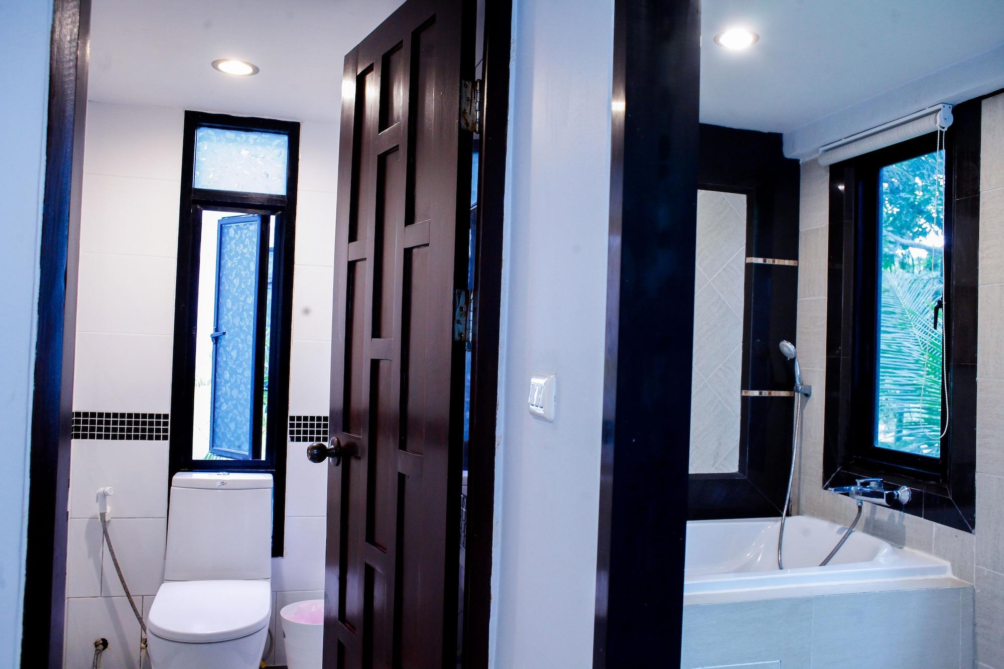 Hotel Racha Island 3*