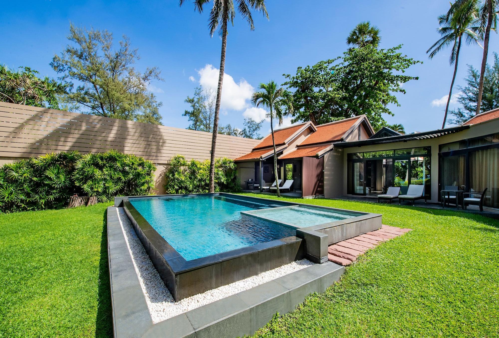 Impiana Beachfront Patong, Phuket 4*