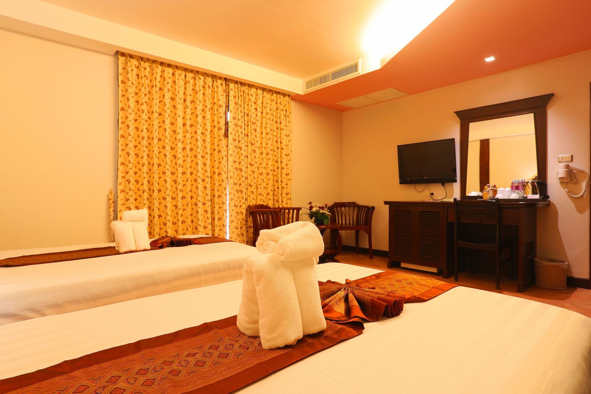 Baan Boa Hotel 3*