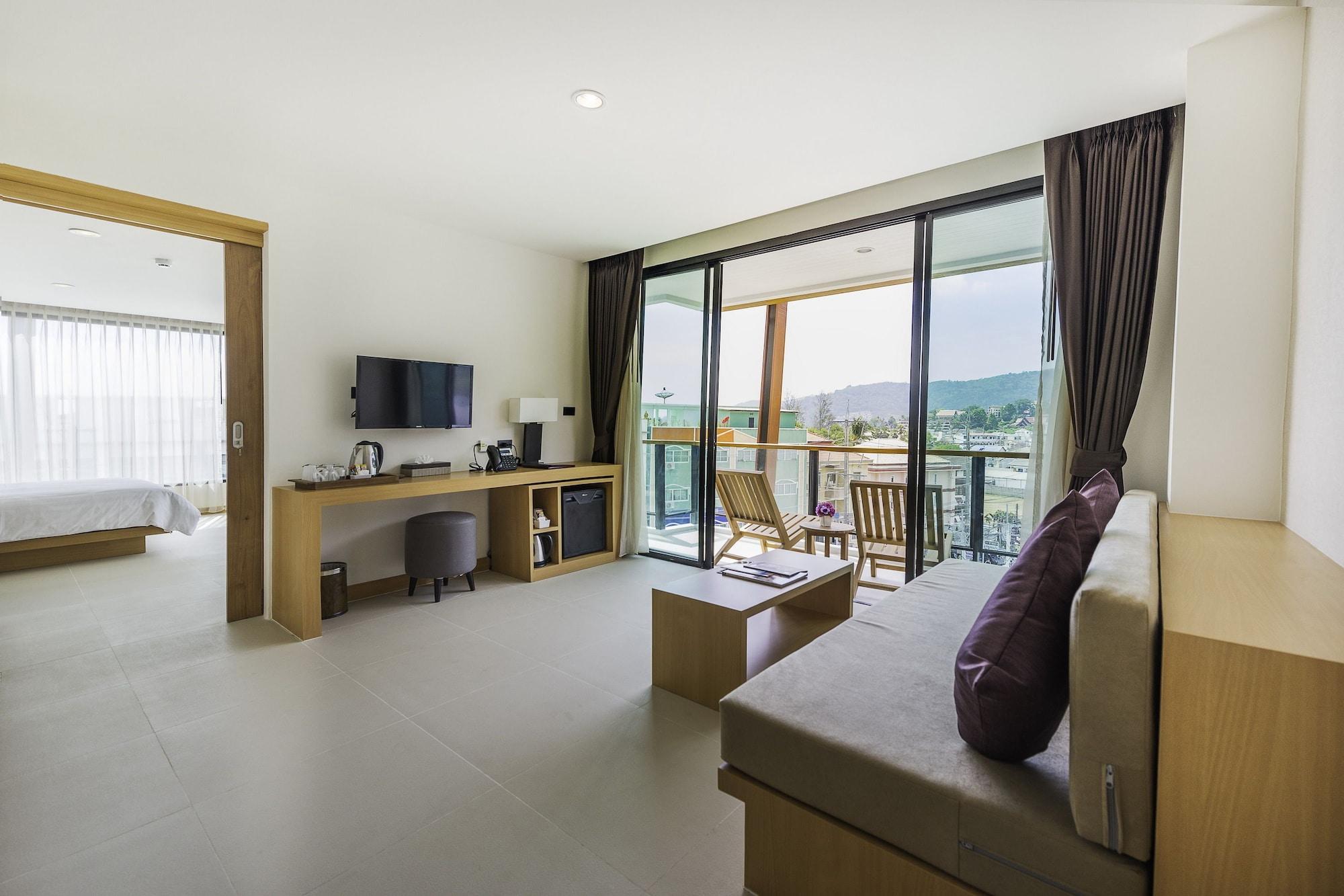 The Lunar Patong Phuket
