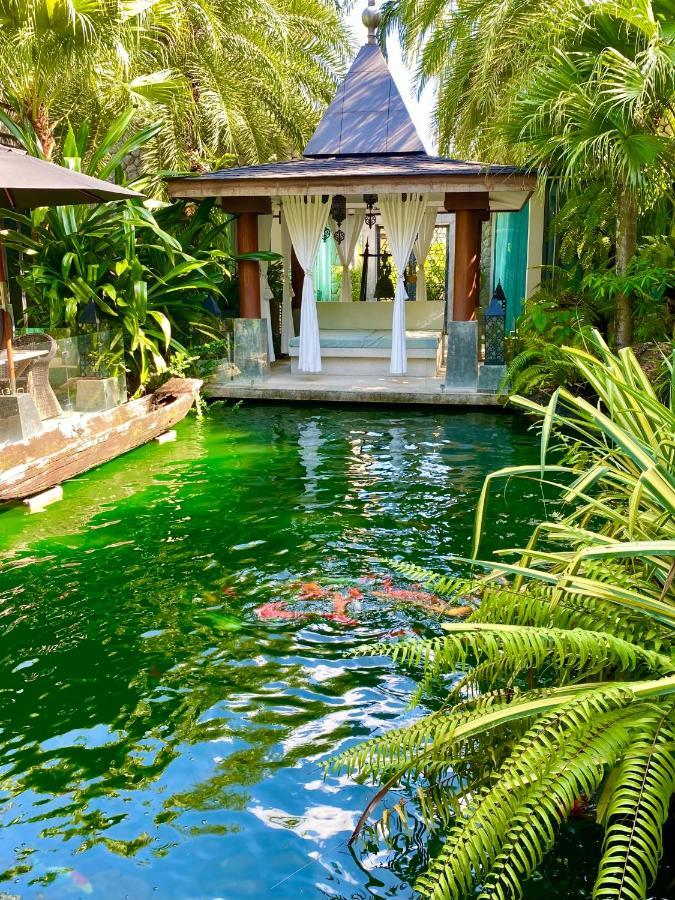 Villa On The Rocks, 4 Bedrooms, Phuket Surin Beach (Phuket)