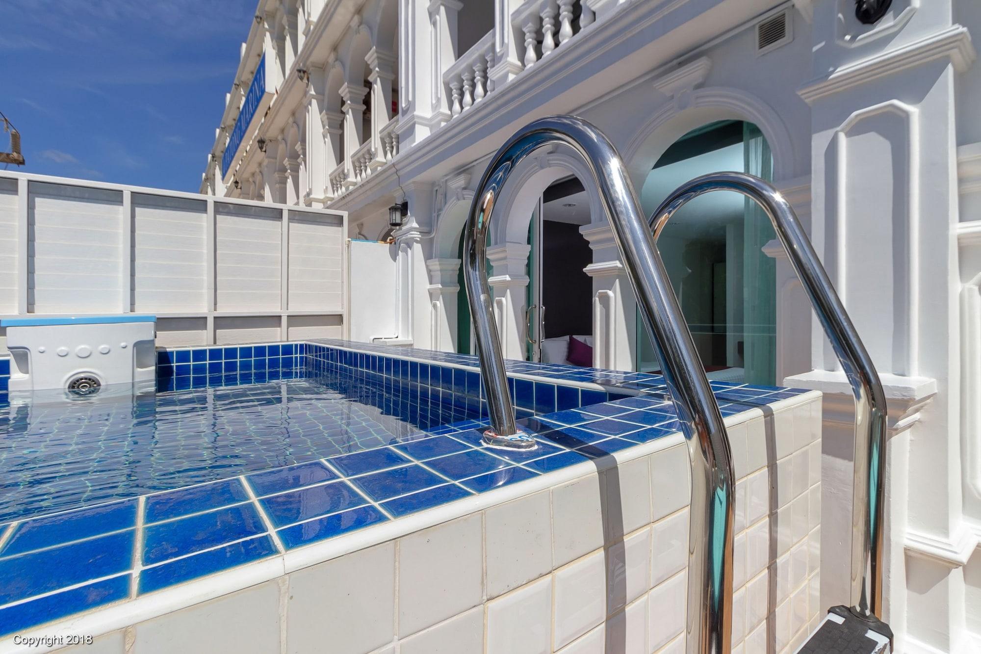 Hotel Modern Living Phuket