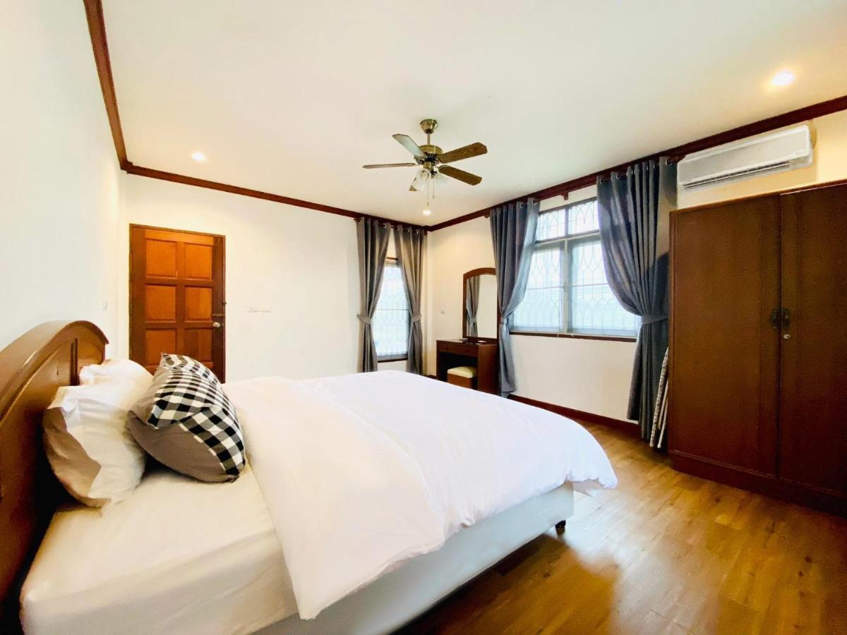 2br House In Cherngtalay Near & Cafes A1 Holiday home