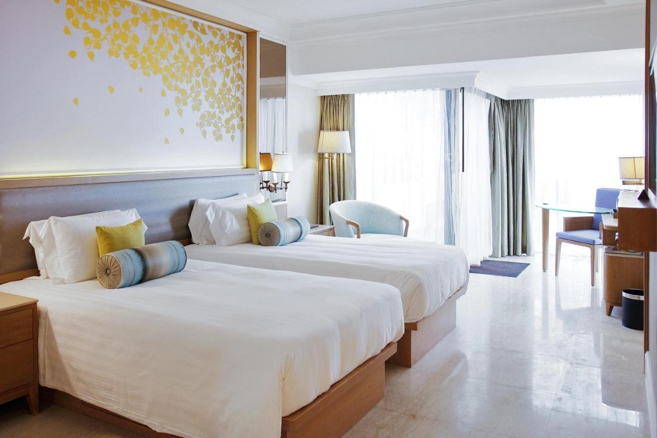 Hotel Dusit Thani Laguna Phuket 5*