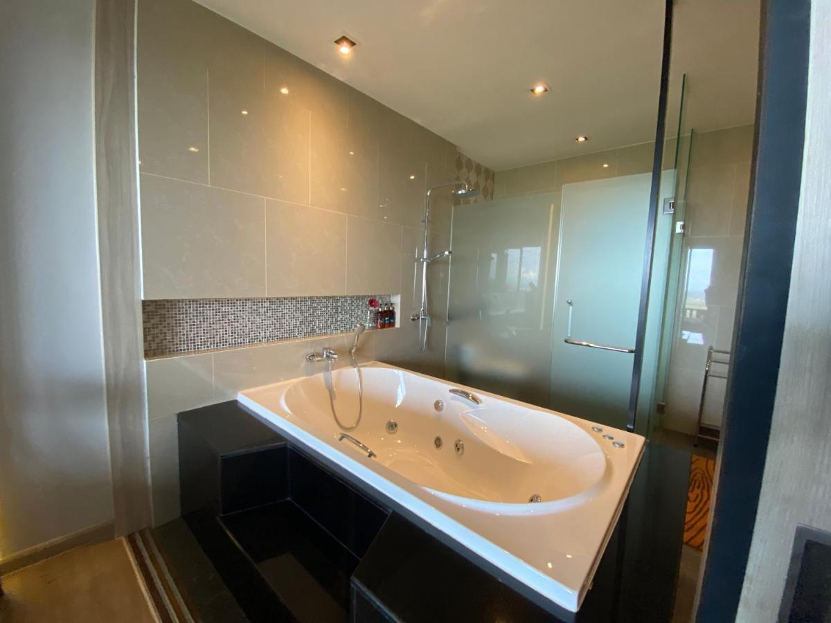 Hotel Phuket View Coffee And 3*