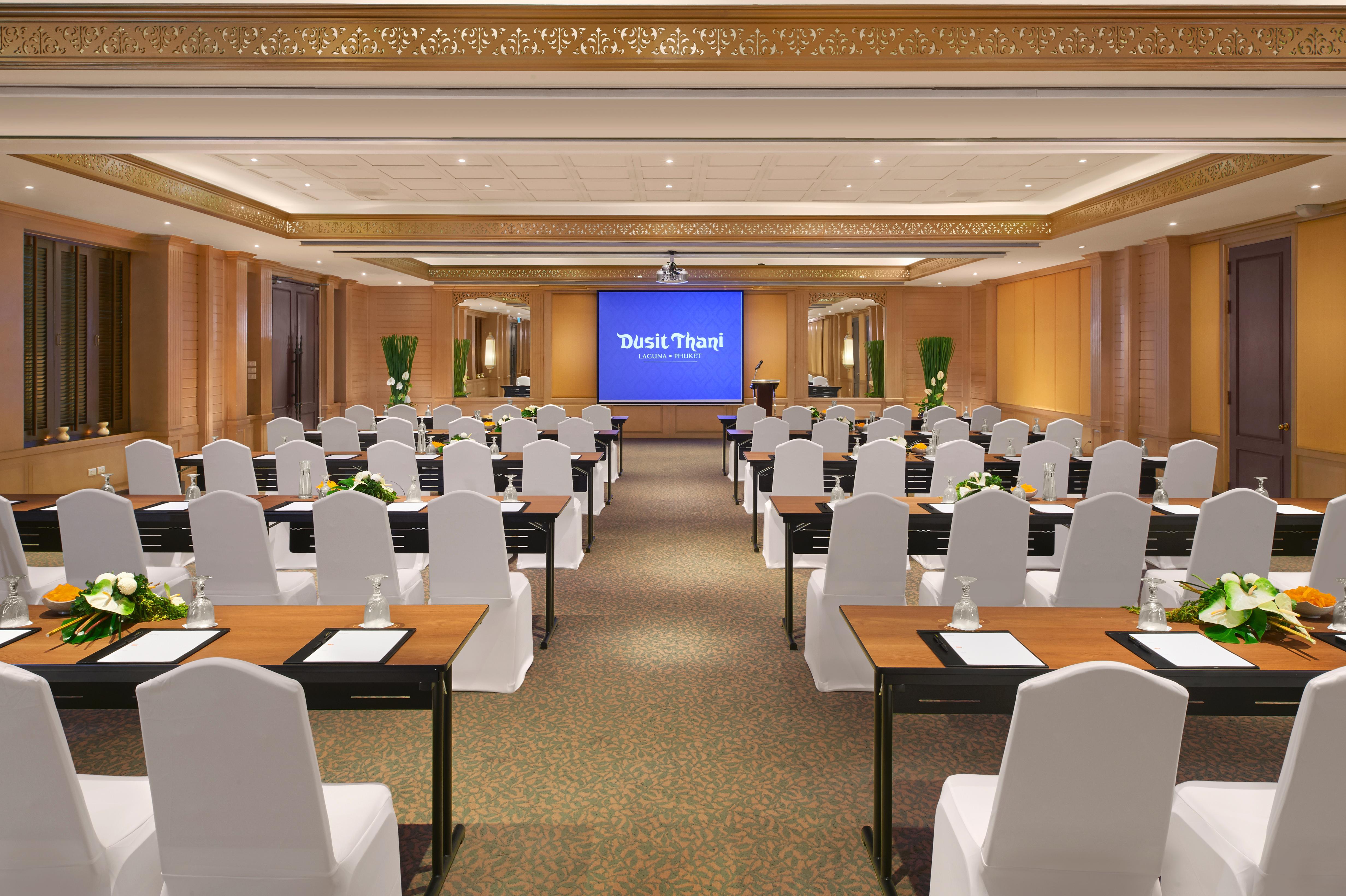 Dusit Thani Laguna Phuket Hotel 5*