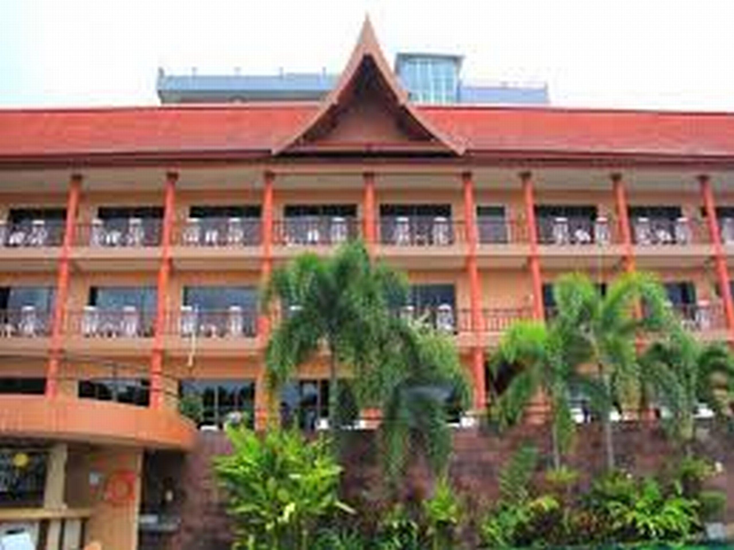 Casa Del M Phuket - Newly Renovated 4* Patong
