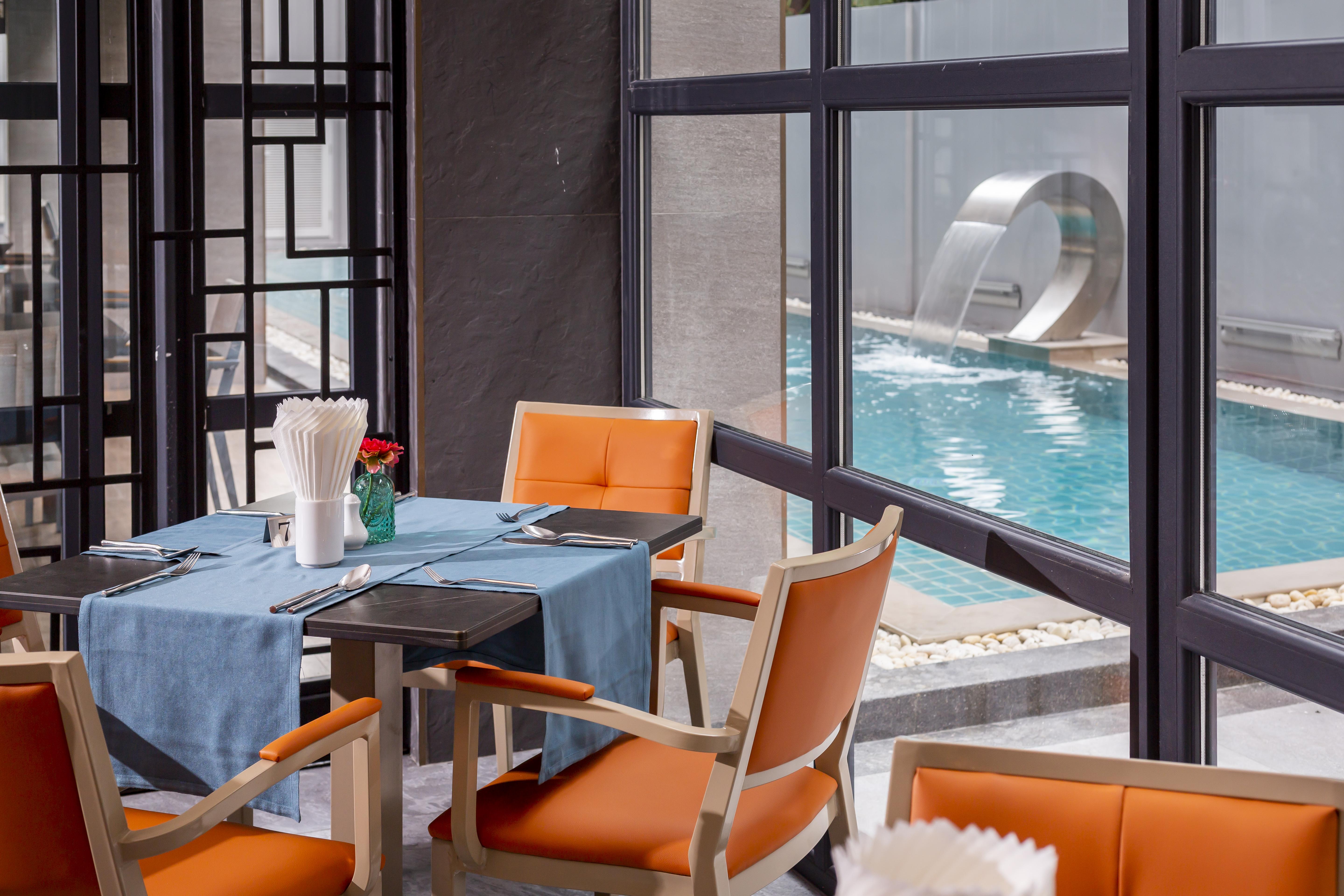 Woovo Phuket - Sha Extra Hotel