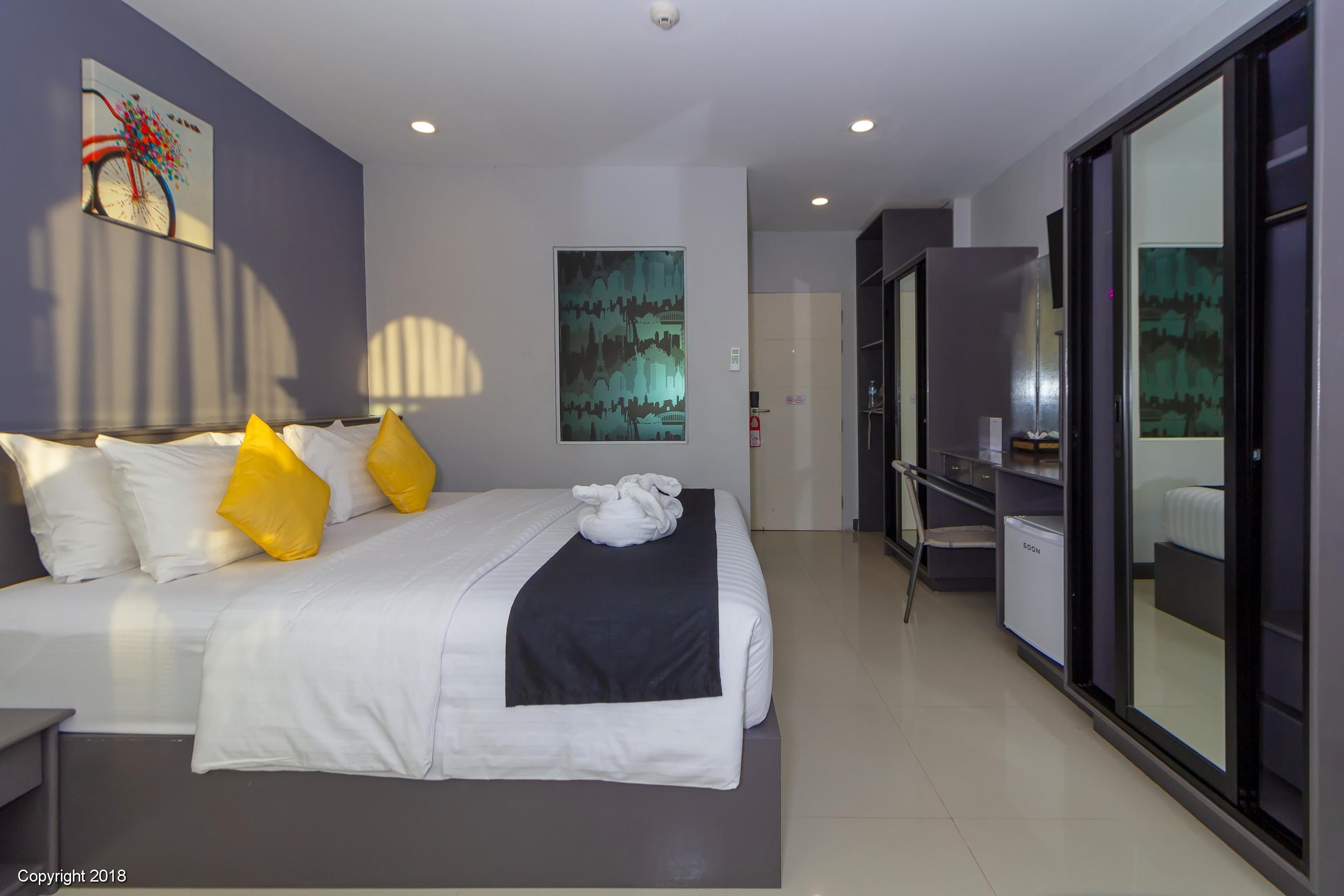 Hotel Modern Living