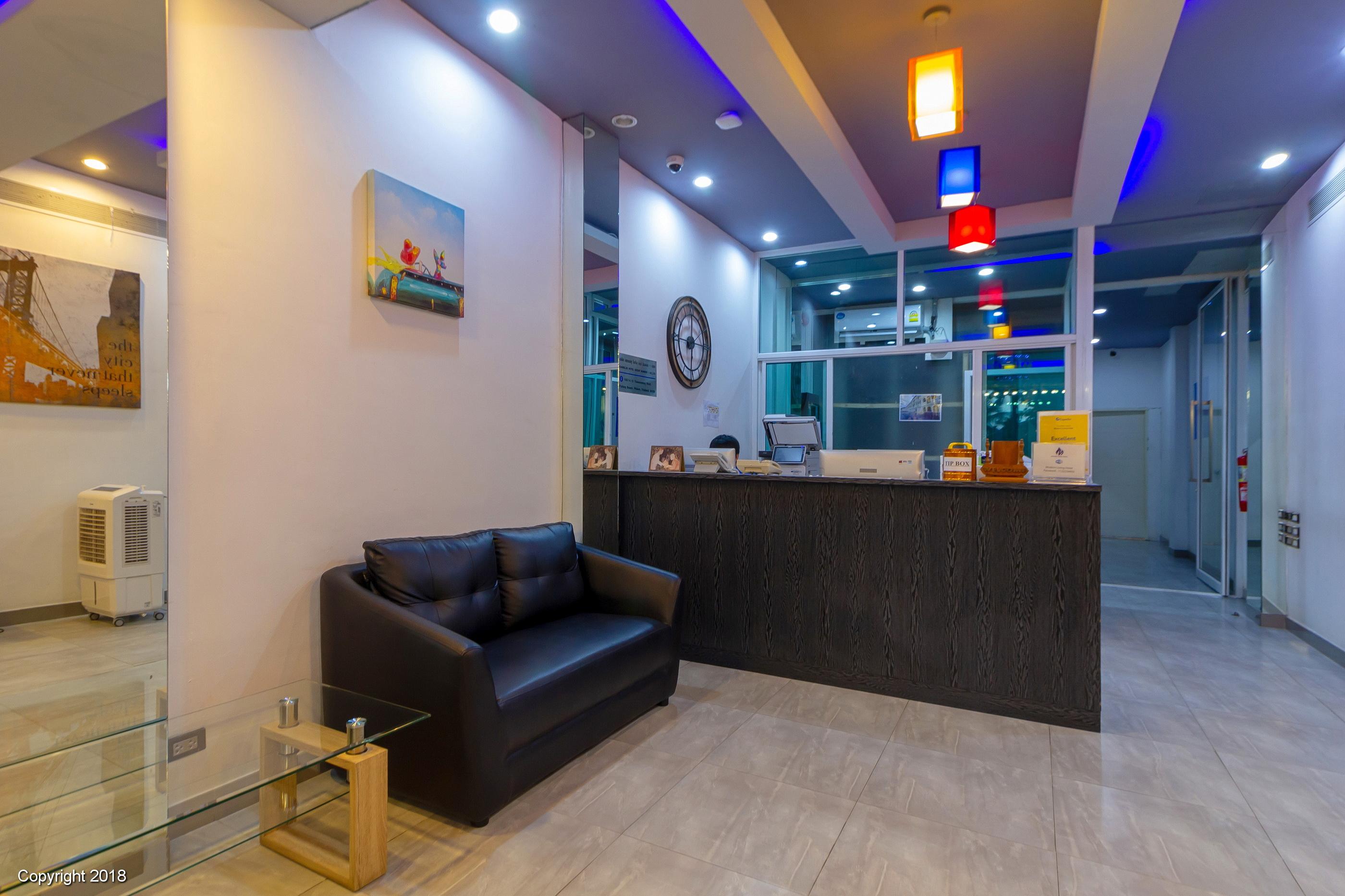 Modern Living Hotel 4*