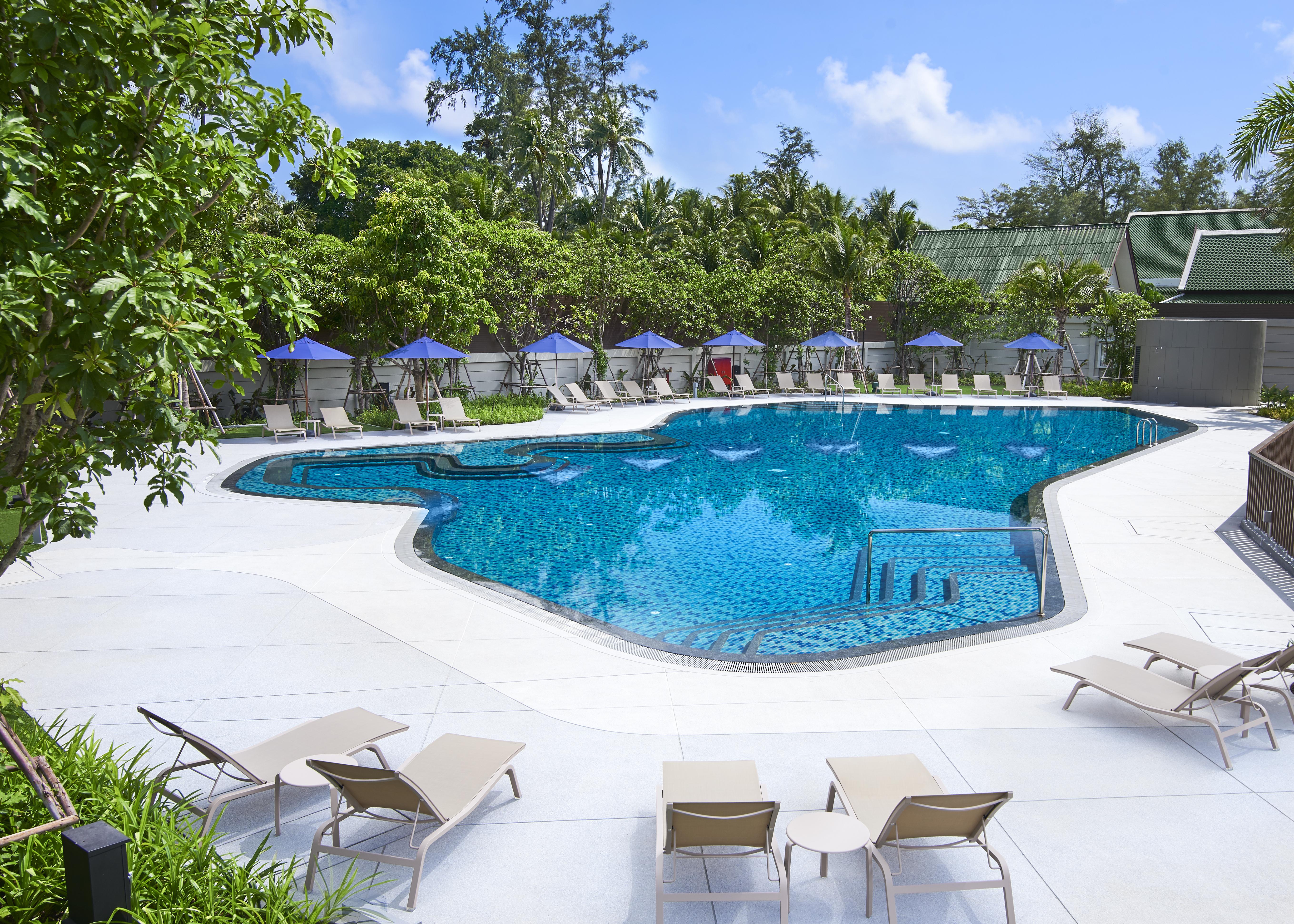 Hotel Ozo Phuket - Sha 4*