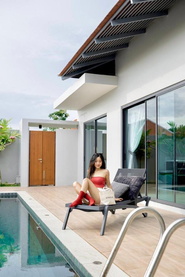 Blu Boat Luxury Pool Pantai Bang Tao