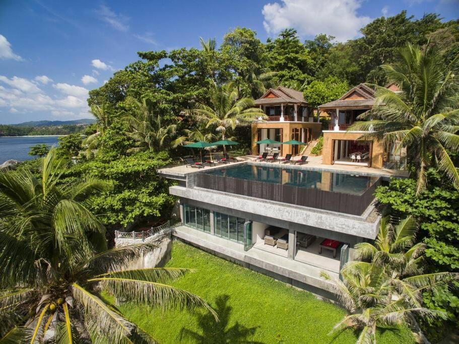 Sunyata - Phuket Oceanfront 8-bedroom Luxury - 5-minute Walk To *