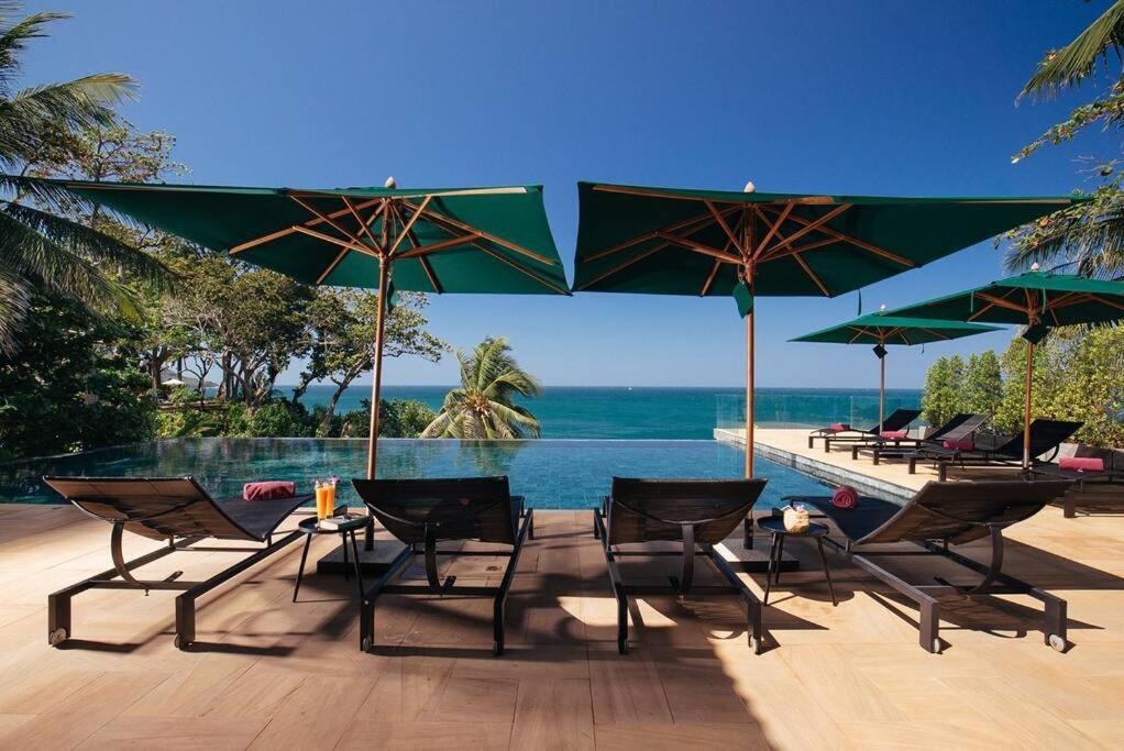 Sunyata - Phuket Oceanfront 8-bedroom Luxury - 5-minute Walk To Villa