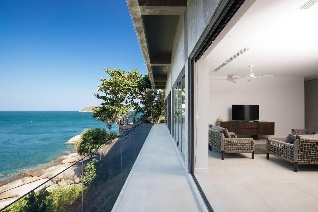 Villa Sunyata - Phuket Oceanfront 8-bedroom Luxury - 5-minute Walk To Kata Beach (Phuket)