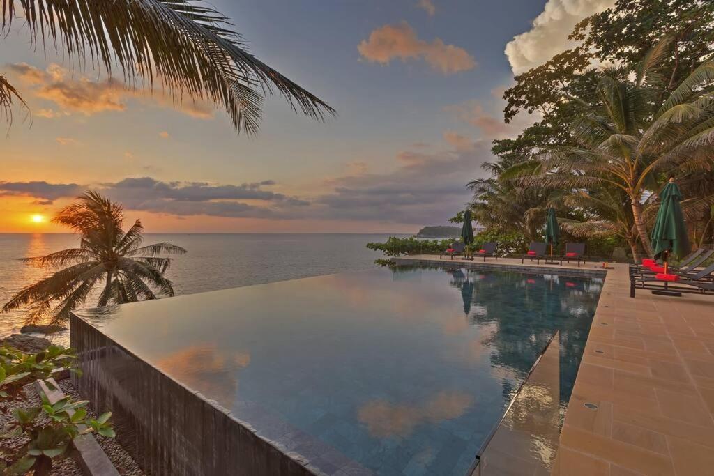 Villa Sunyata - Phuket Oceanfront 8-bedroom Luxury - 5-minute Walk To Kata Beach (Phuket)