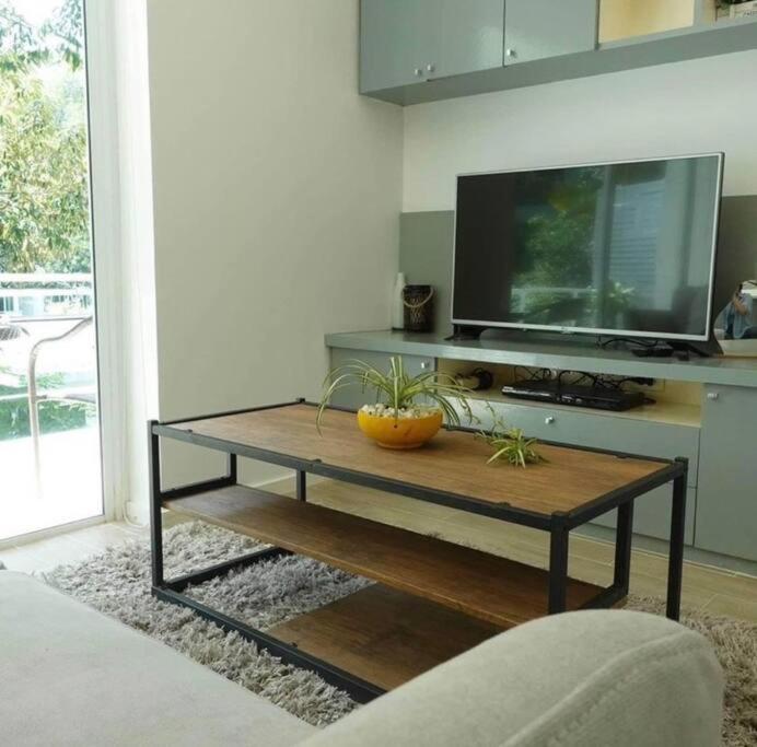 The Tree Seaview And Quiet Surrounded By Trees 75smetre * Kamala Beach