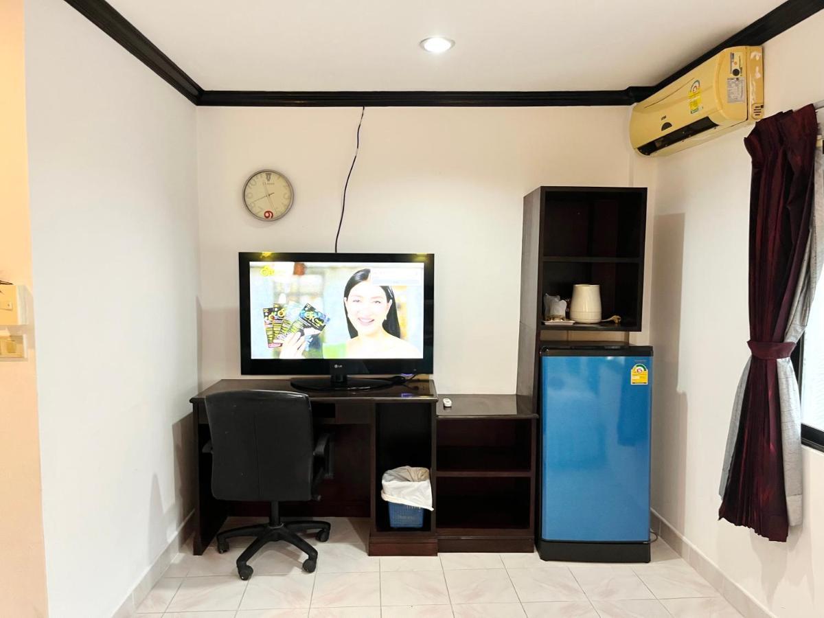 Lamai Hostel *