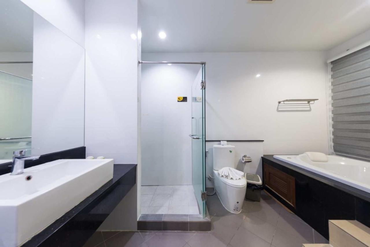 Thaiya Pool Ban Klang (Phuket)