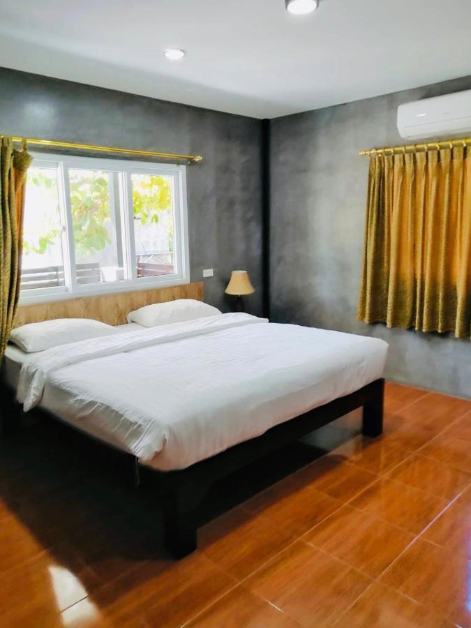 Bungalows@maikhao Country house