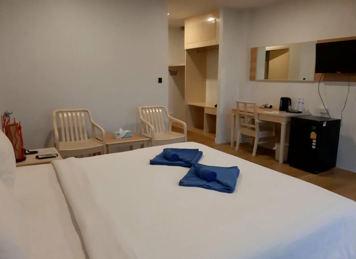 Living - Sha Hostel Karon