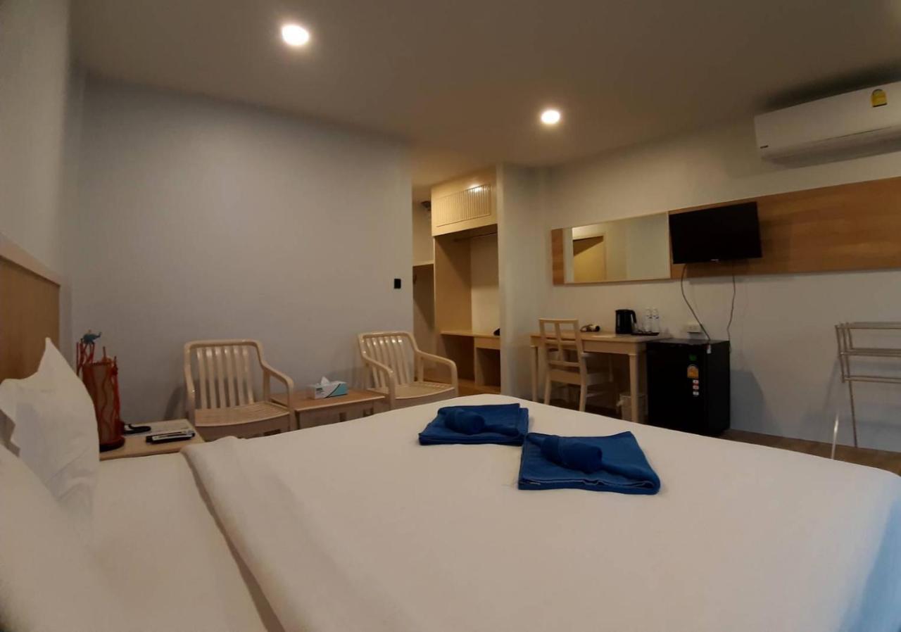 Living - Sha Hostel Karon
