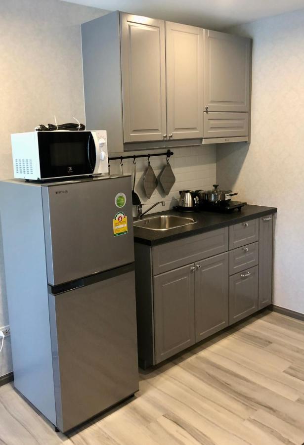 Apartment - Title