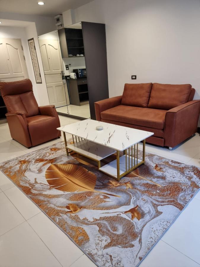 Modern Living 4*