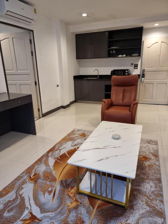 Modern Living Hotel