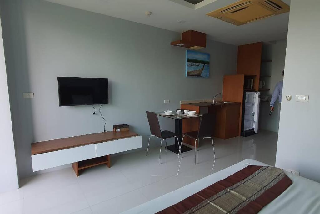 Luxury Living At Tree Nai Harn's * Rawai