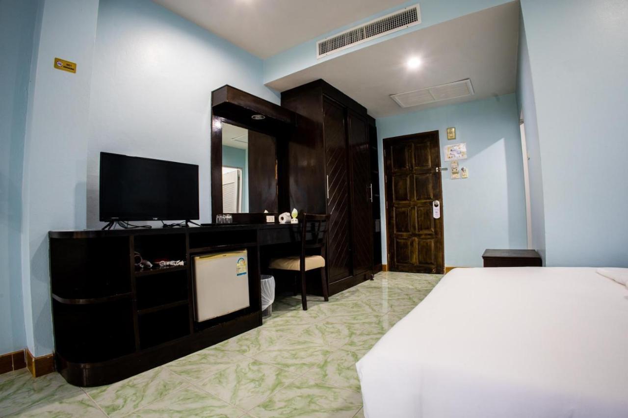 Riviera Hotel 3*