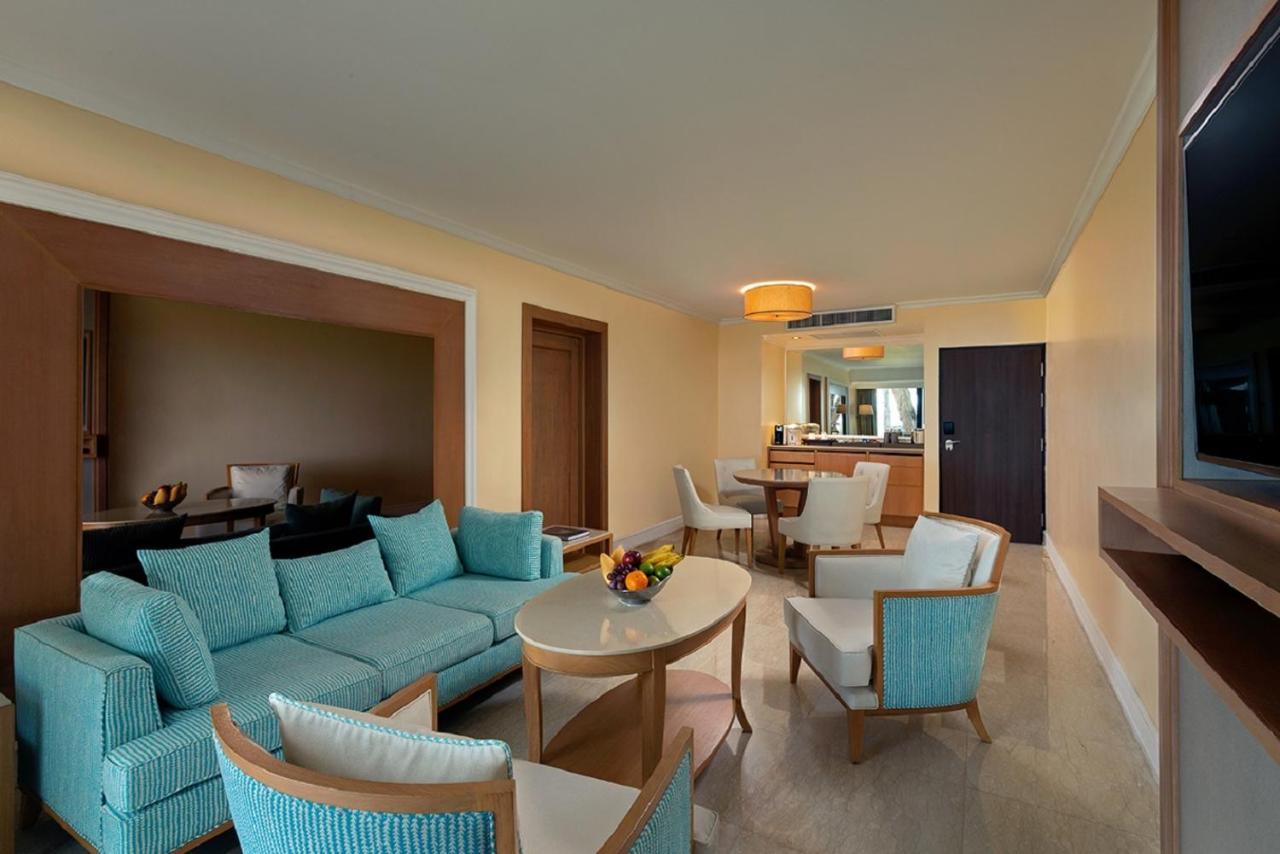 Hotel Dusit Thani Laguna Phuket 5*