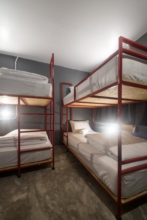 Bed Albergue Phuket