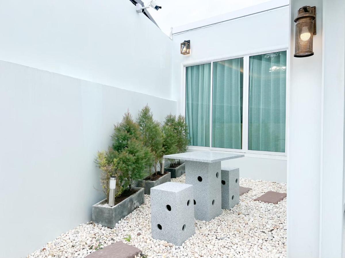 Modern Luxury House In Phuket Town Villa Ban Na Kha